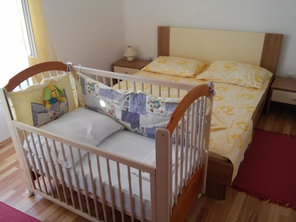 Apartment Karla Jadrtovac Habitación foto